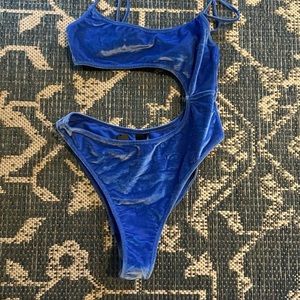 Never worn - MARVI CEFA triangl one piece